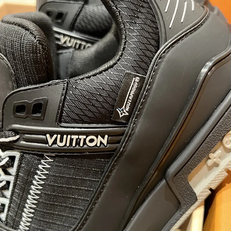 Louis Vuitton Shoe 